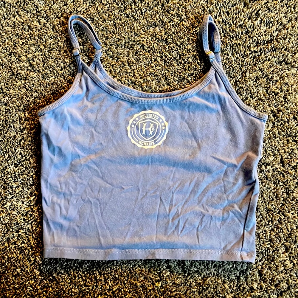 Cropped Hollister tank top